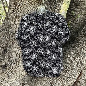 Skull Celestial Chart Woven Button-Up from Hot Topic